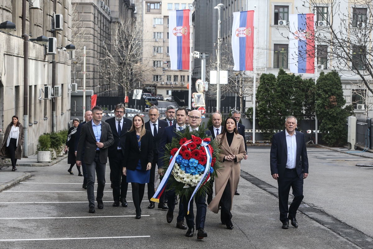 Eski Sırbistan Başbakanı Djindjic'in suikastla öldürülmesinin 22. yılında anma töreni düzenlendi