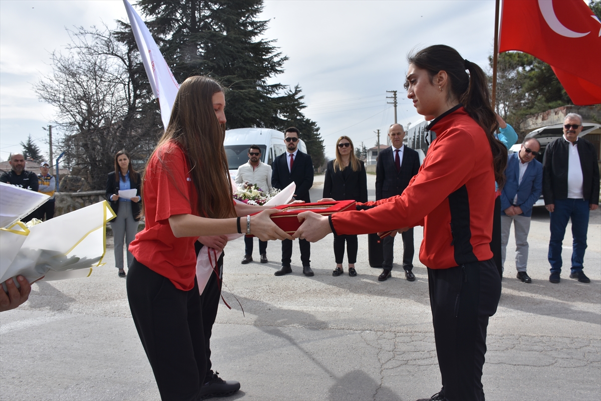 Gelibolu'dan Türk bayrağı, toprak ve deniz suyu Eskişehir'e getirildi