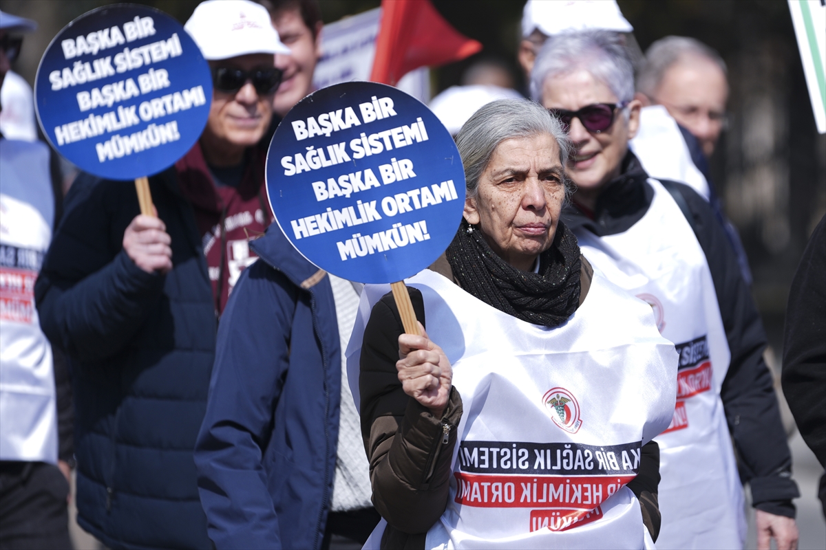 İstanbul'da Geleneksel Büyük Hekim Yürüyüşü yapıldı