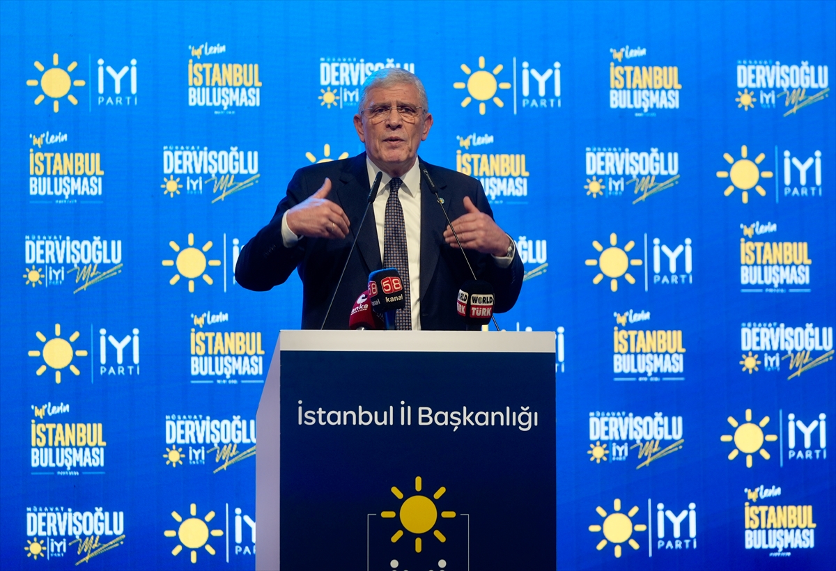 İYİ Parti Genel Başkanı Dervişoğlu, İstanbul'da partisinin iftar programına katıldı