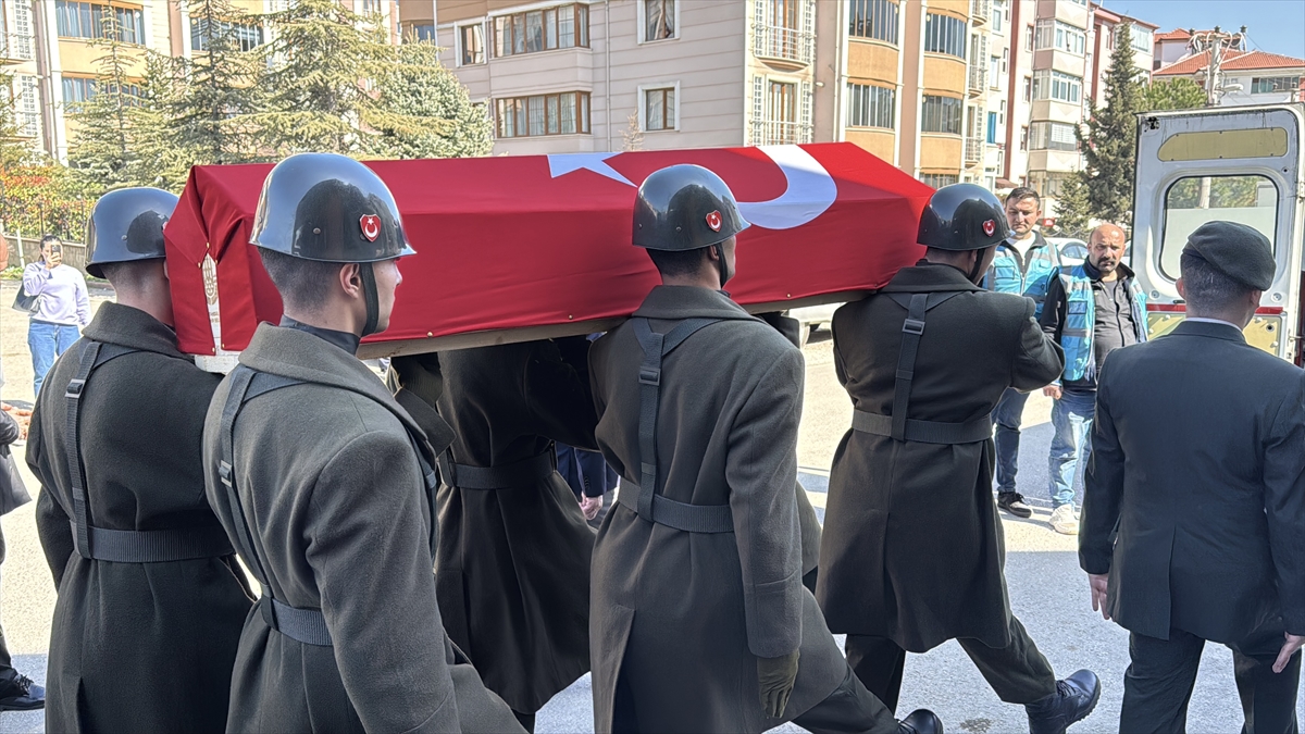 Karabük'te vefat eden Kıbrıs gazisi Kazım Sezer, son yolculuğuna uğurlandı