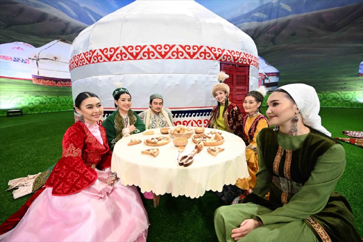 Kazakistan'da Nevruz Bayramı kutlanıyor