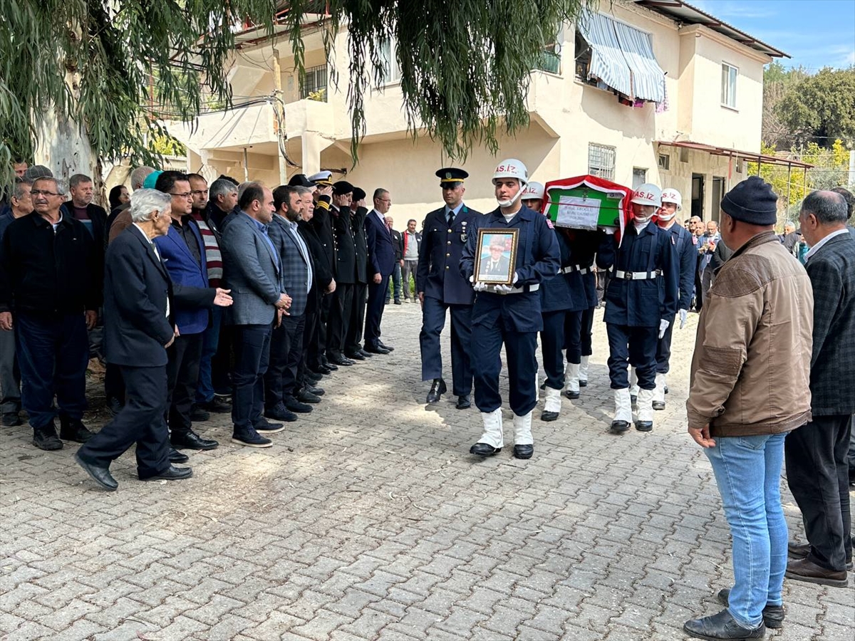 Muğla'da Kore Gazisi Halil Eroğlu törenle son yolculuğuna uğurlandı