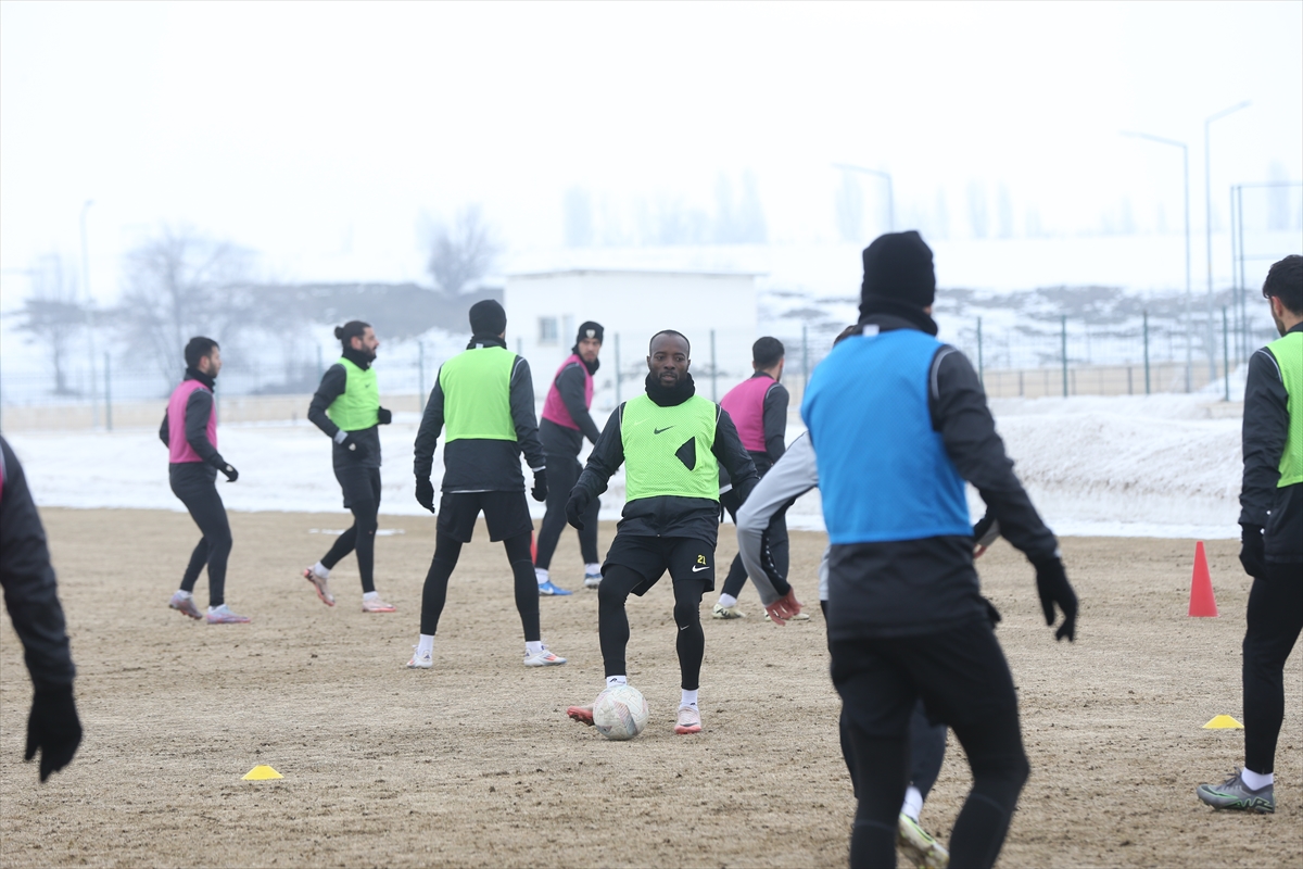 Nijeryalı forvetiyle güçlenen Muşspor'un hedefi 2. Lig