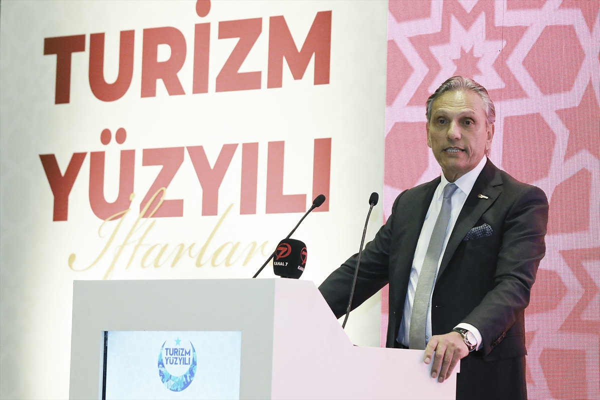 TÜRSAB, seyahat acentesi temsilcileriyle Ankara'da iftar programında buluştu