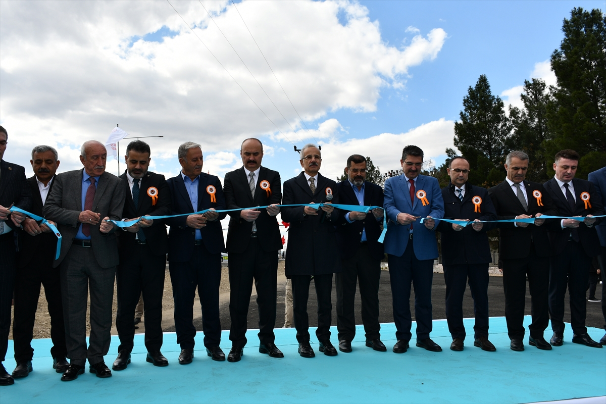 Ulaştırma ve Altyapı Bakanı Uraloğlu, Batman-Hasankeyf Yolu Açılış Töreni'nde konuştu: