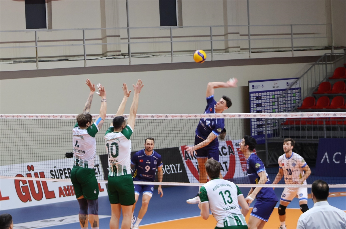 Voleybol: SMS Grup Efeler Ligi