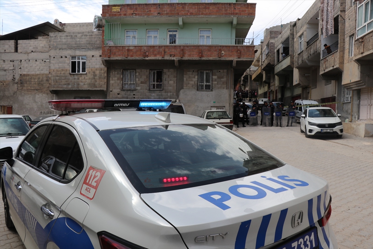 Şanlıurfa'da komşular arasında çıkan taşlı sopalı kavgada 5 kişi yaralandı