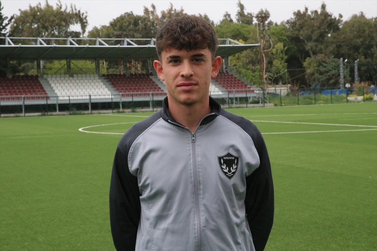 Süper Lig'de kalma umutları azalan Hatayspor'da altyapı futbolcuları forma bekliyor